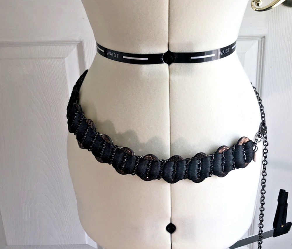 Vtg 90s Y2K slouch Belt Statement Black woven leather and copper mesh Adj chain
